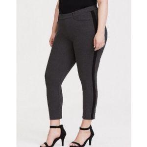 Torrid Charcoal Grey Pullon Ponte Pant 24
